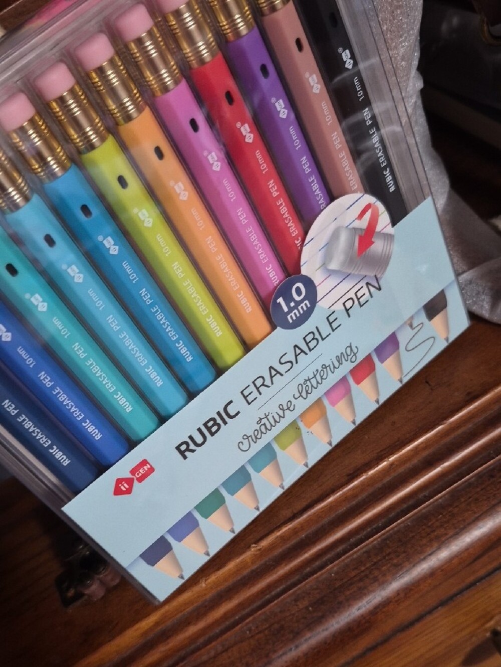 Erasable Pen Set - Multicolor Creative Lettering Nwt - Picture 6 of 7